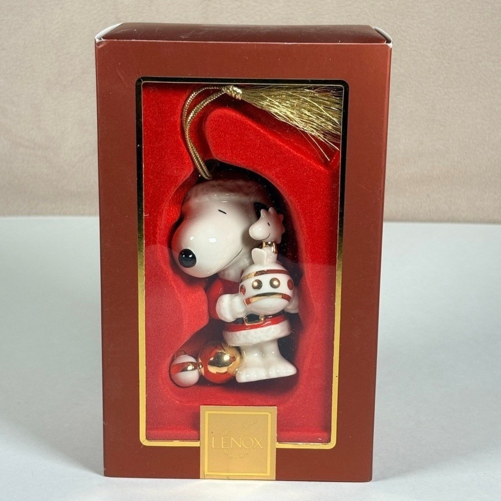 Lenox‎ Peanuts SNOOPY'S CHRISTMAS SPIRIT Christmas Ornament Gold Accents in Box